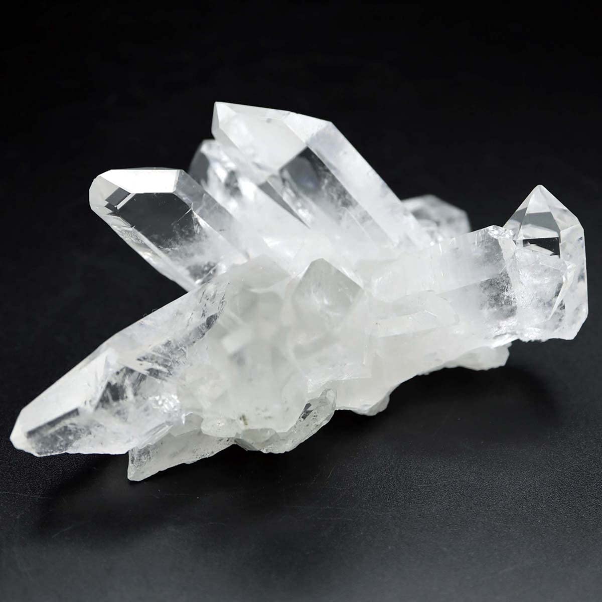 Amazon｜ゼッカ デ ソーザ産 水晶クラスター原石 220g TOPグレード